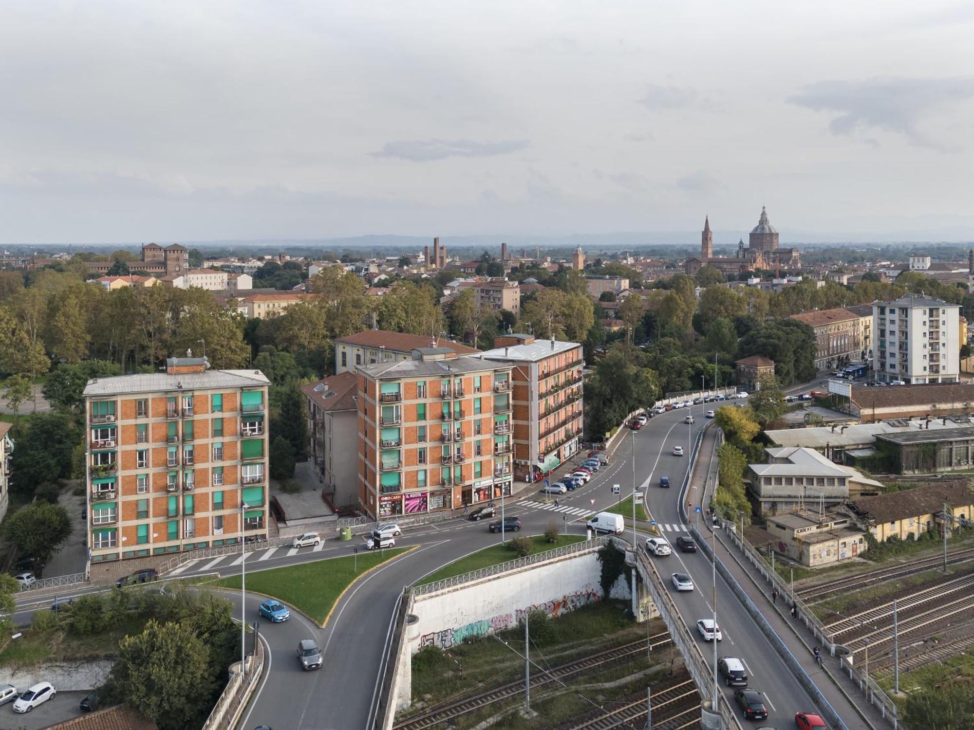 Lory House By Holiday World Apartment Pavia Exterior photo